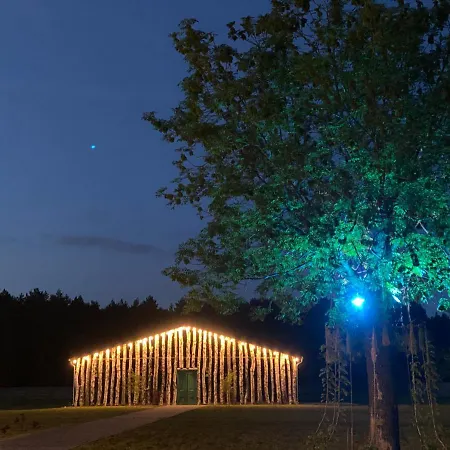 W Bialej Πανδοχείο Grodzisk Wielkopolski